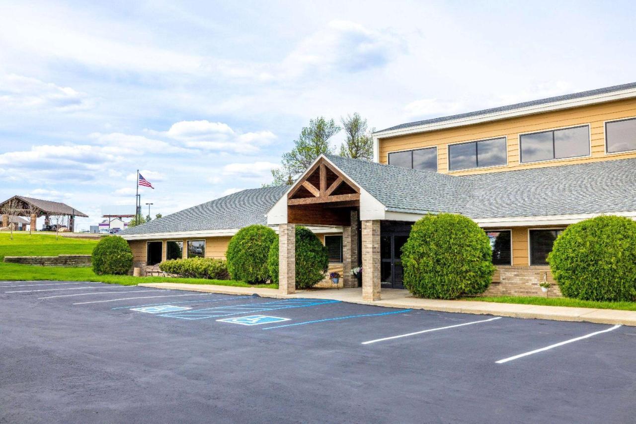 Americinn By Wyndham Dickinson Exterior foto