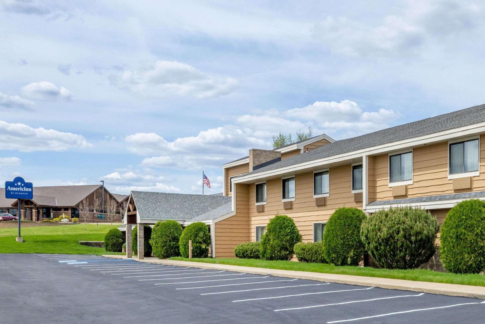 Americinn By Wyndham Dickinson Exterior foto